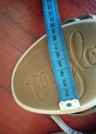 Босоножки кожаные.7 фото