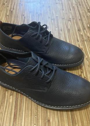 Чоловічі черевики clarks