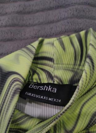 Топ bershka2 фото