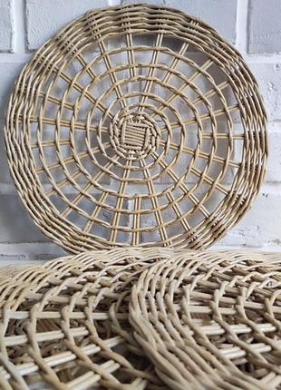 Подставки для сервировки стола, под горячее