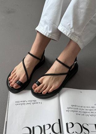Чорні шкіряні босоніжки сандалі2 фото
