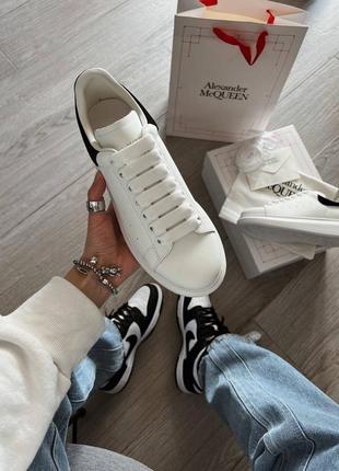 Кроссовки alexander mcqueen oversized ivory black
