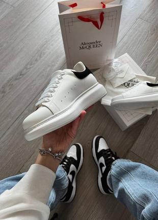 Кроссовки alexander mcqueen oversized ivory black