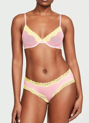 Комплект белья victorias secret разные размеры.