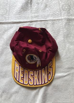 Крутая и стильная кепка/бейсболка red skins