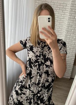 Платье в цветочный принт