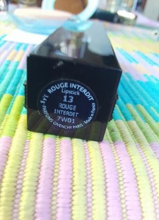 Givenchy,помада в оттенке 13, rouge interdit