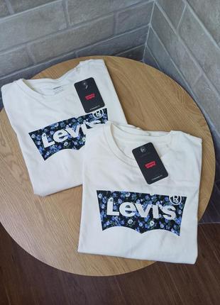 Футболка levis