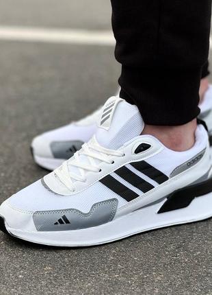 Кросівки чоловічі adidas білі1 фото