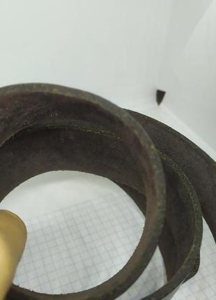 Кожаный ремень с поворотной пряжкой