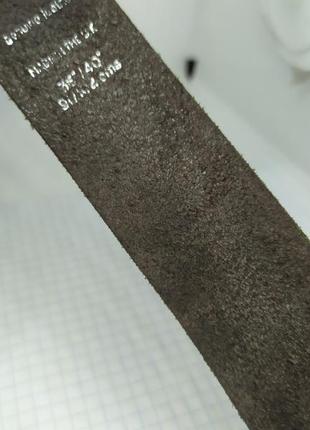 Кожаный ремень с поворотной пряжкой