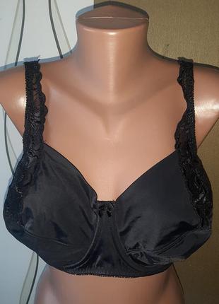 Зручний бюстгальтер
