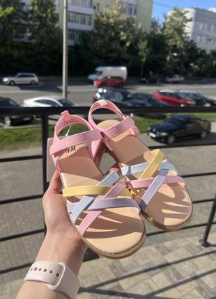 Босоніжки н&м