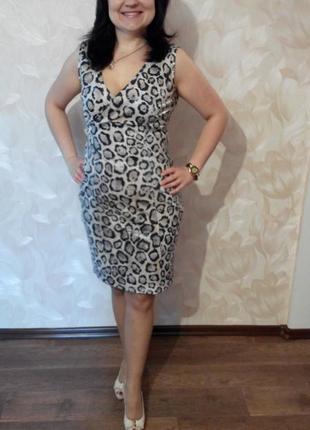 Сукня зміїний принт