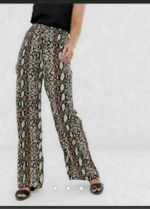Штани палаццо широкі брюки змія принт asos
