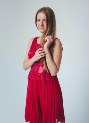 Сукня червона мереживо атлас