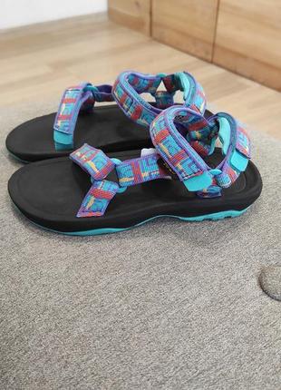 Сандалии/ босоножки teva