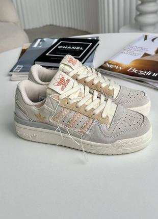 Жіночі кросівки в стилі adidas forum адідас форум / демісезонні / весняні, літні, осінні / замша / бежеві, сірі