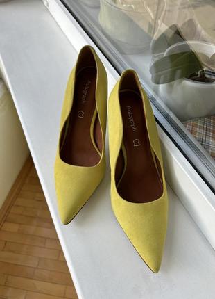 Замшевые туфли лодочки, новые marks&spencer autograph2 фото