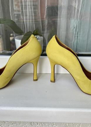 Замшевые туфли лодочки, новые marks&spencer autograph4 фото