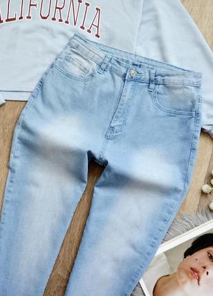 Гарні весняні блакитні джинси shein, посадка висока2 фото