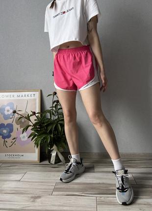 Шорти жіночі спортивні Nike Manoa høy sko til små barn Black для спорту