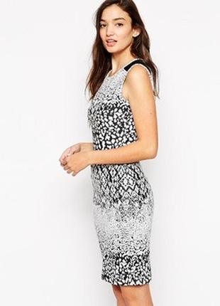 Отличное платье дорогого бренда reis