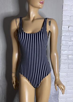 Слитный купальник h&m, s