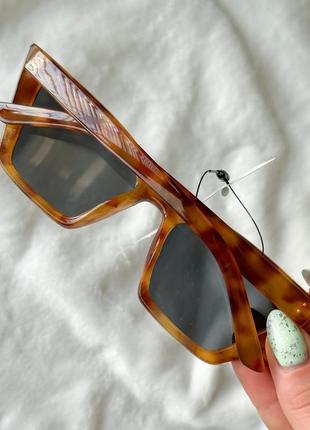 Сонцезахисні окуляри "котяче око"  mango жіночі трендові коричневі тваринний принт тренд 20243 фото