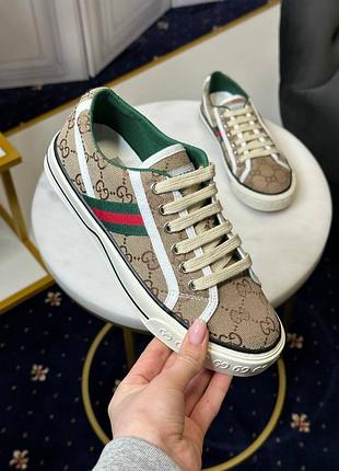 Кеди в стилі gucci