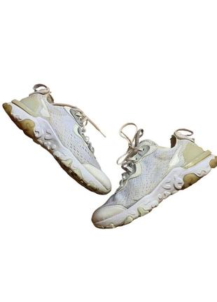 Кроссовки nike react