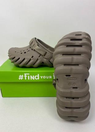 Crocs echo clog khaki мужские и женские кроксы хаки4 фото