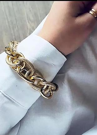 Широкий браслет на руку золото