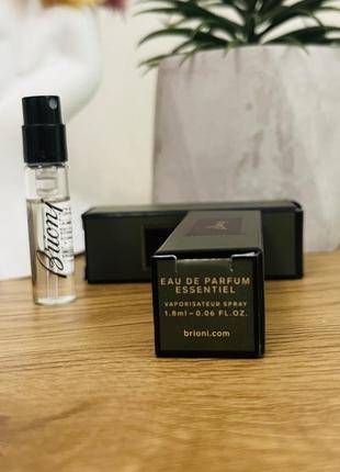 Оригінал пробник парфум парфумована вода brioni eau de parfum essentiel2 фото