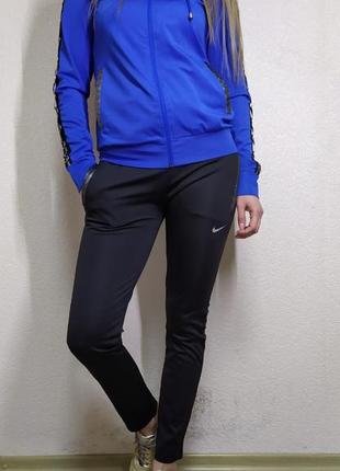 Спортивный костюм nike