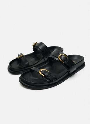 Шльопанці zara