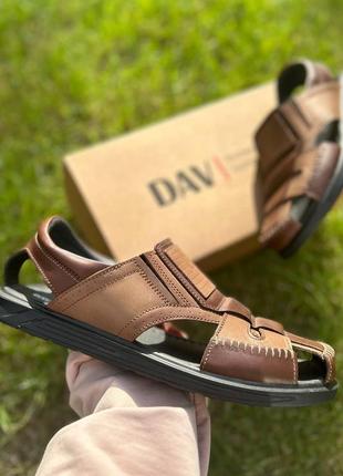 Сандалії david шкіряні коричневі