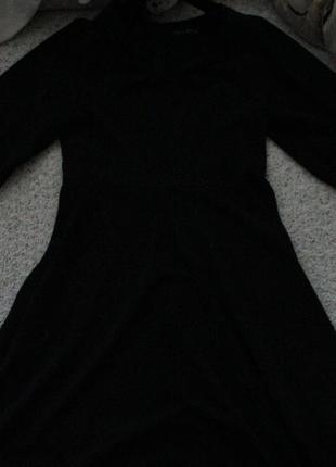 Черное платье