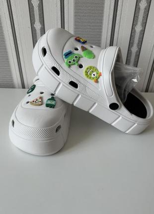 Crocs на платформі