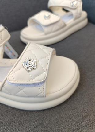 Босоніжки сандалі для дівчат 2