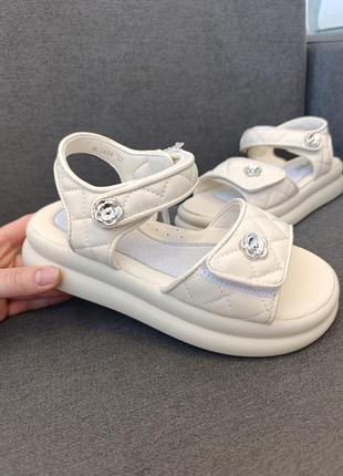 Босоніжки сандалі для дівчат 3