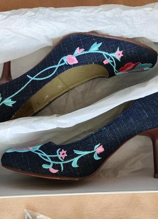 Туфлі джинсові зі шкіряною підкладкою на підборах