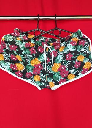 Шорты женские