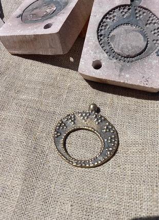 Лунниця  середньовіччя