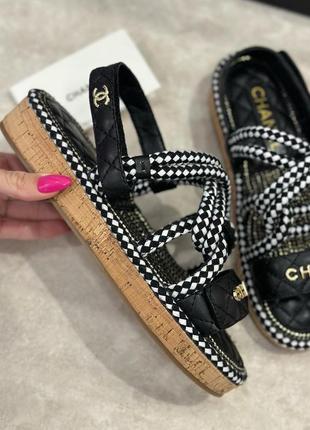 Босоніжки в стилі chanel сандалі в стилі chanel3 фото