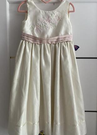 Святкова сукня, на випускний в садочку