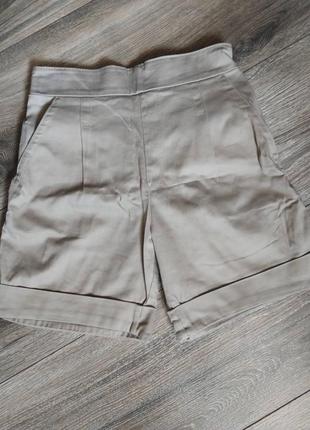 Шорти на дівчинку