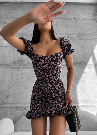 Легкое платье в цветочный принт🌸🖤