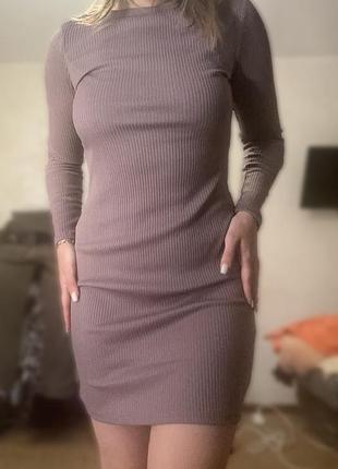Коротка сукня