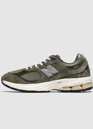 New balance 2002r "dark camo / rich earth" 41